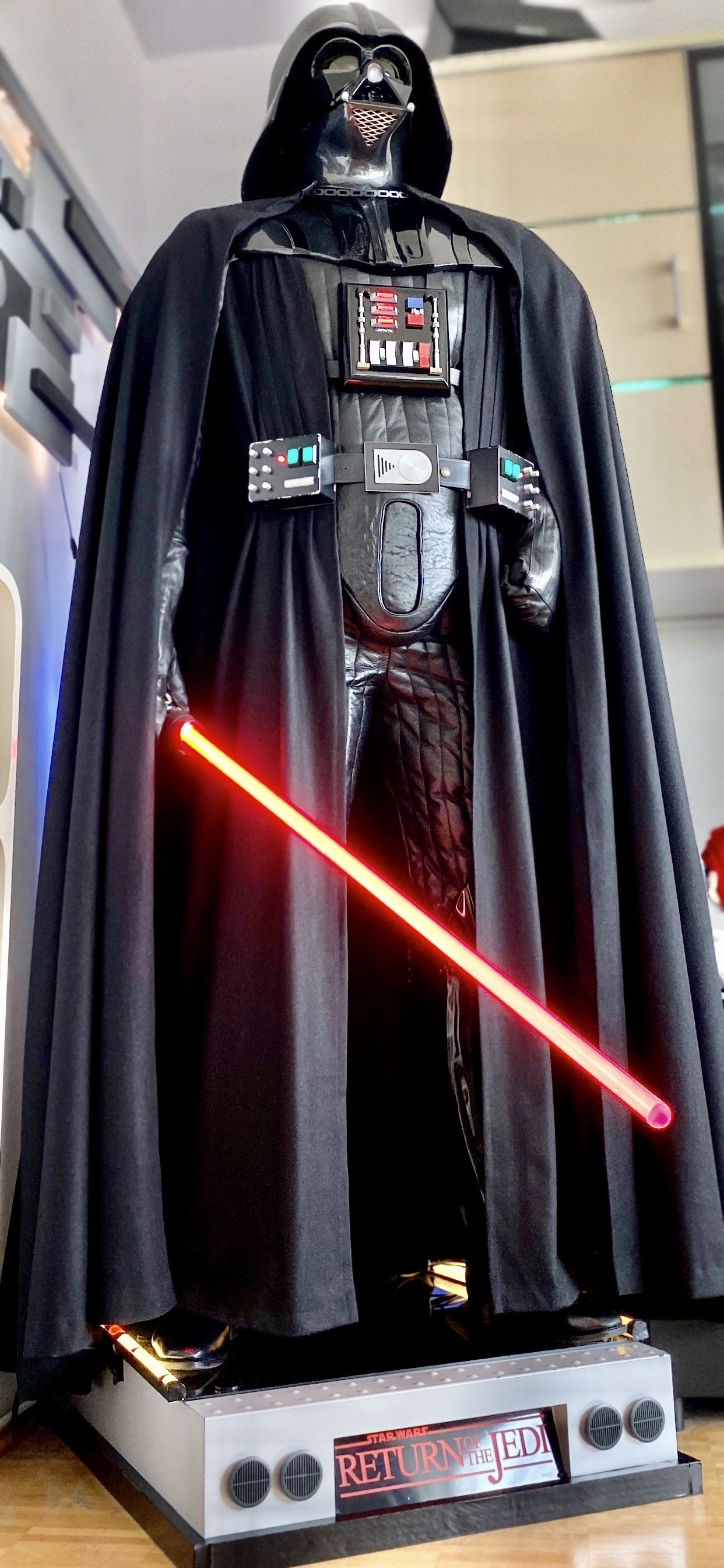 Star Wars Life Size Darth Vader Statue