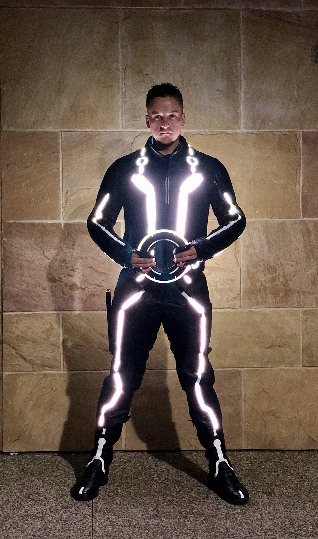 Tron Legacy Sam Flynn completely lit up suit | RPF Costume and Prop Maker  Community