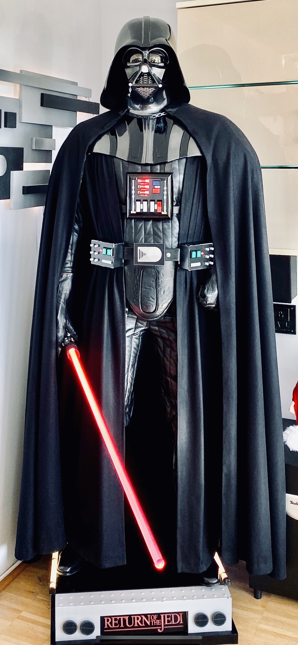 life size darth vader statue