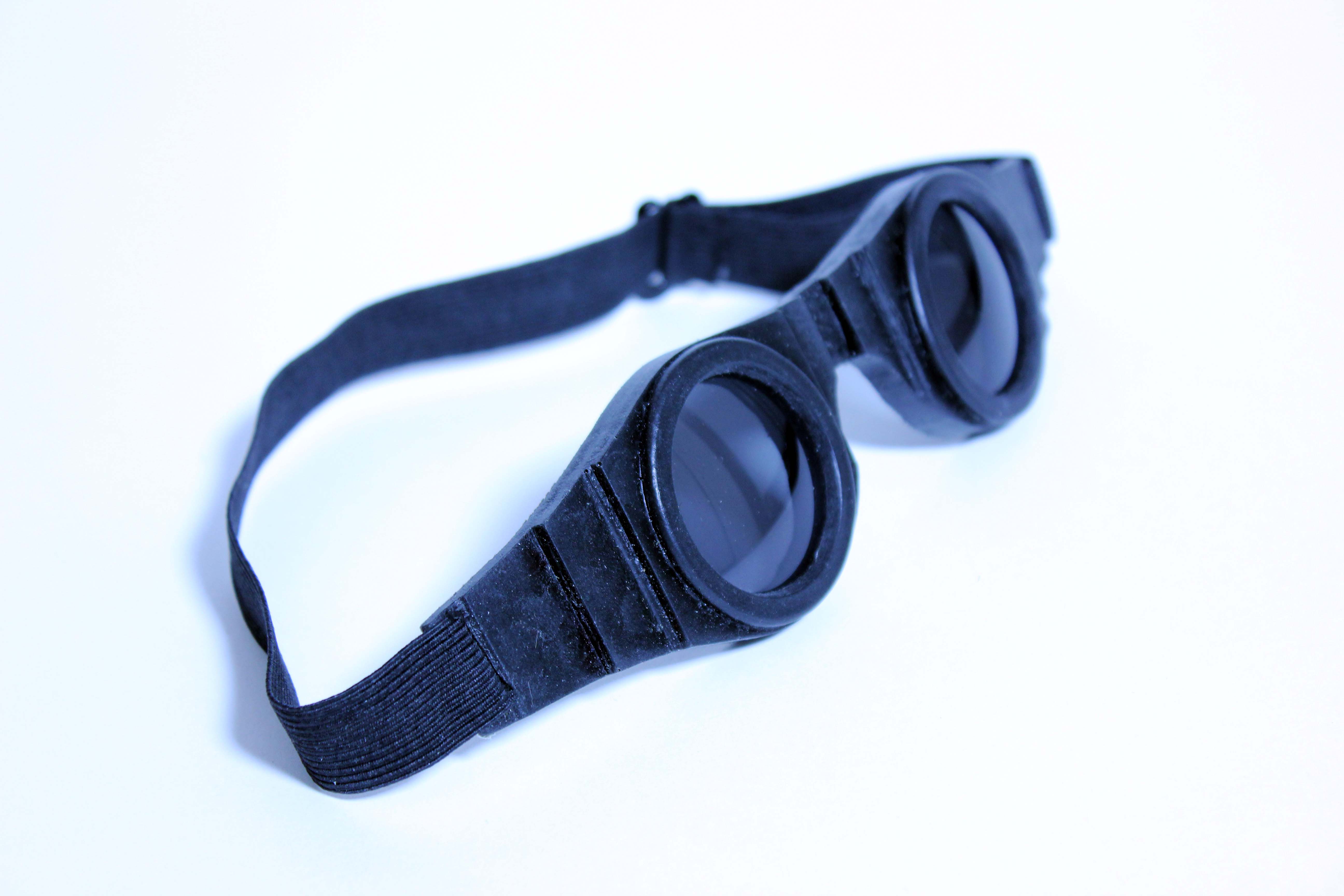 Riddick Goggles from "Pitch Black" and "The Chronicles of Riddick" | RPF  Costume and Prop Maker Community