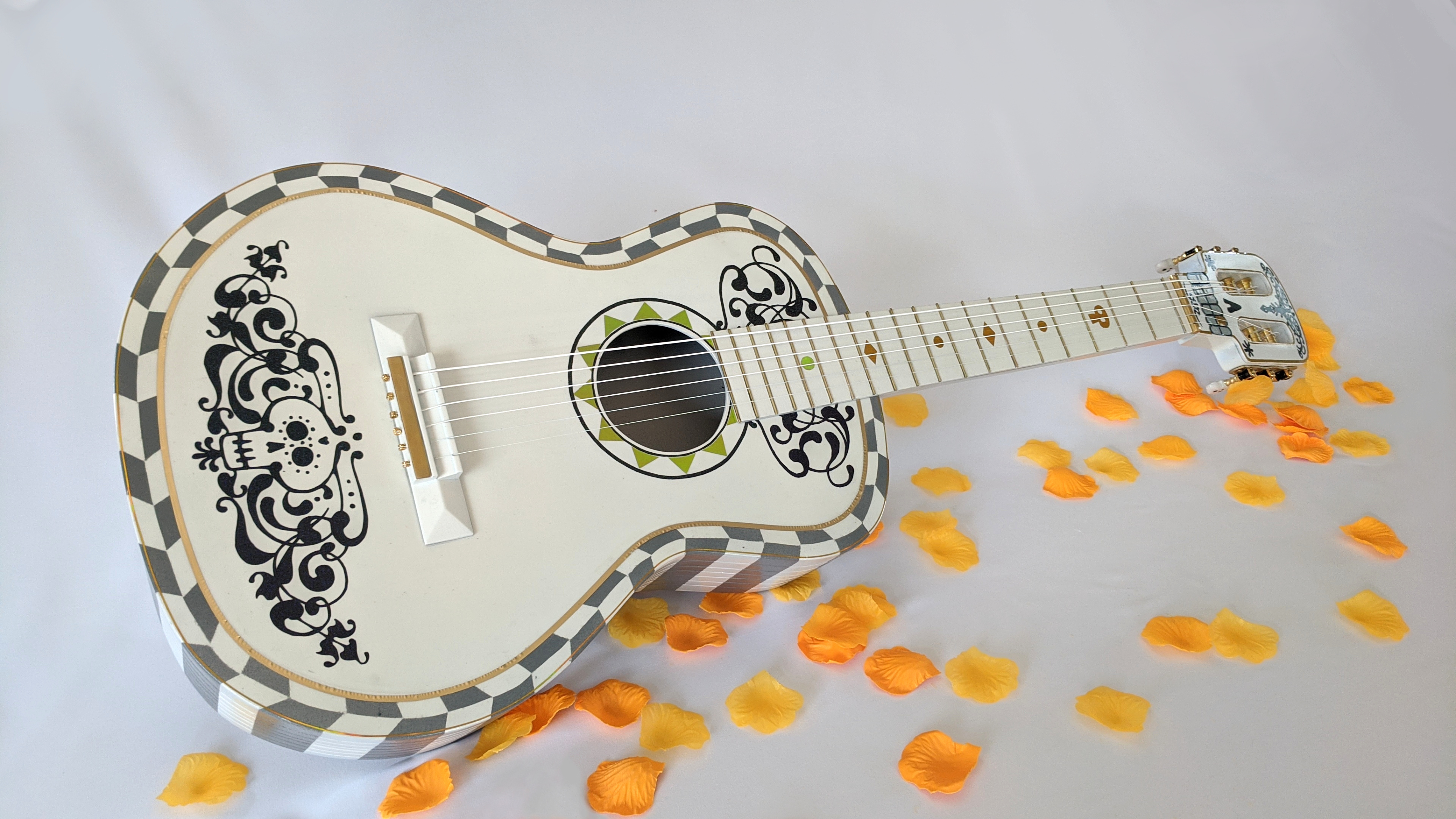 GUITAR from COCO! Full build video, blueprint and decals. | RPF Costume and  Prop Maker Community