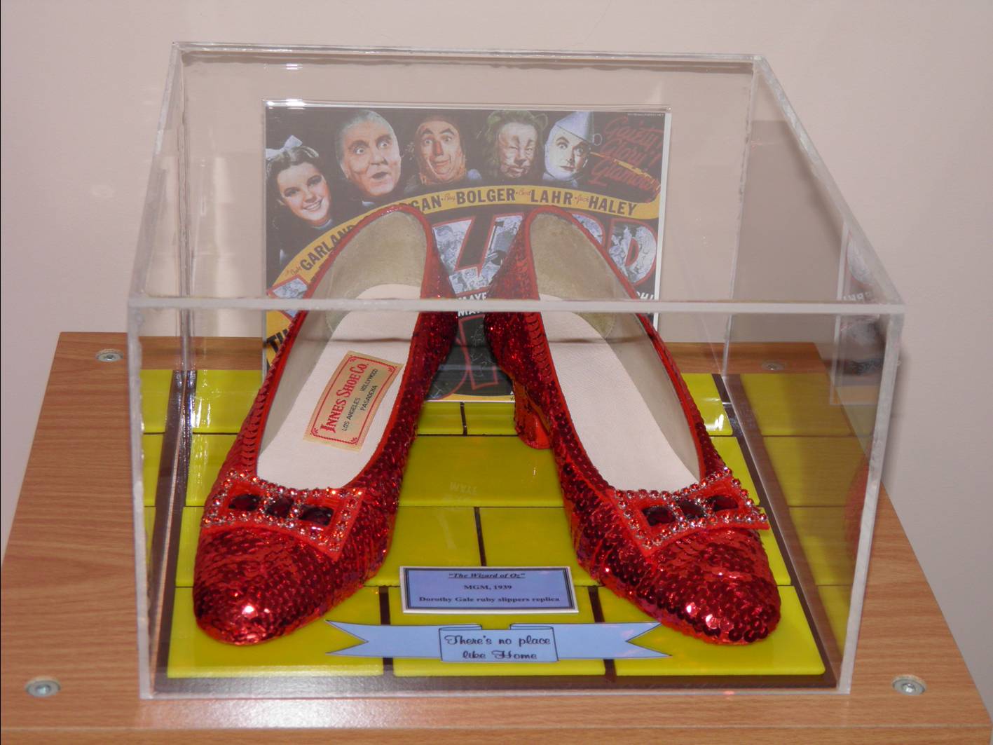 Dorothy's ruby slippers - finished | RPF Costume and Prop Maker Community