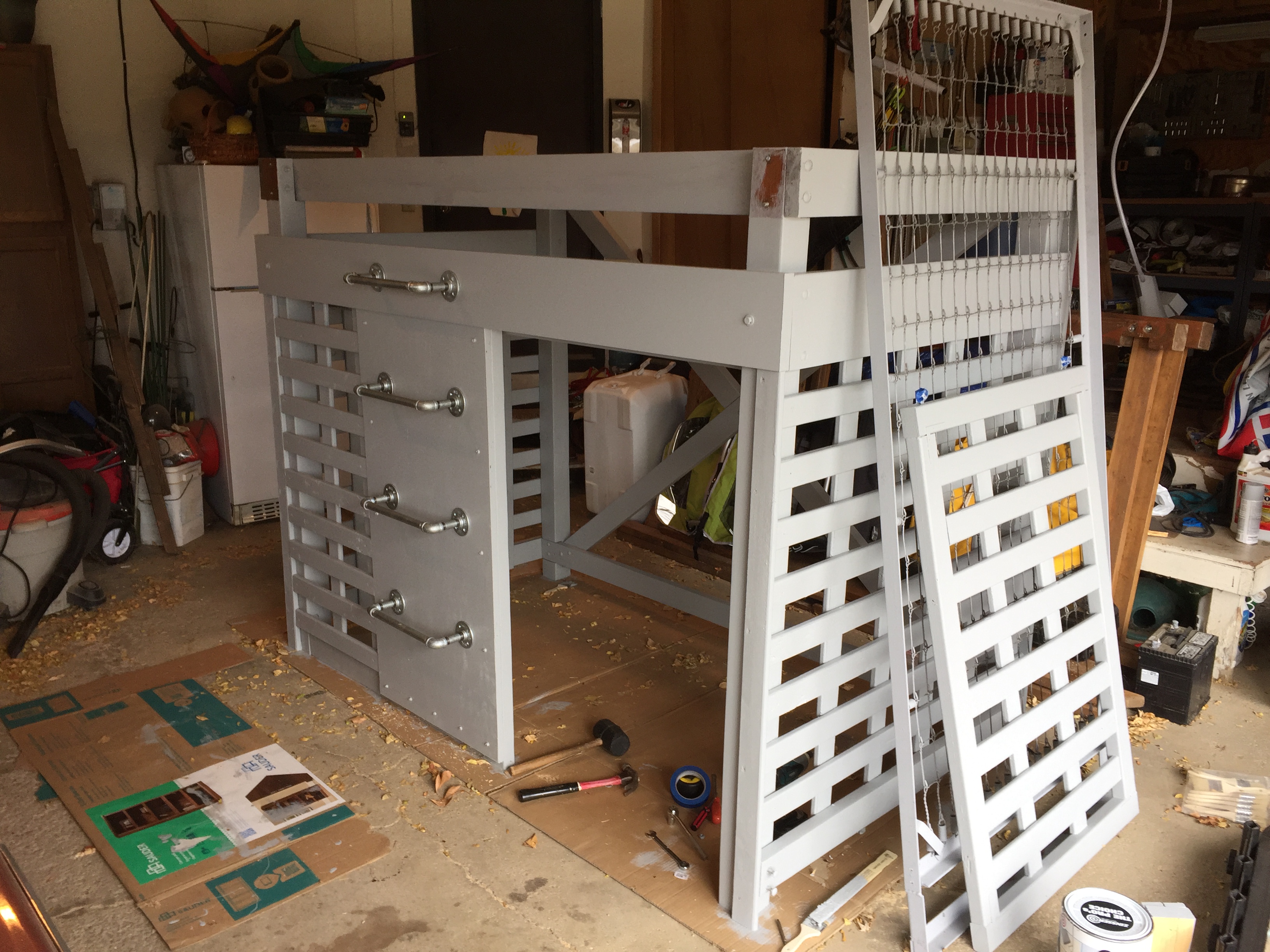 Jurassic Park - Raptor Cage Loft Bed for my 7 year old Dino Fan! | RPF  Costume and Prop Maker Community