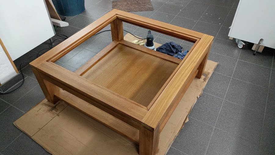Millennium Falcon display coffee table | RPF Costume and Prop Maker  Community