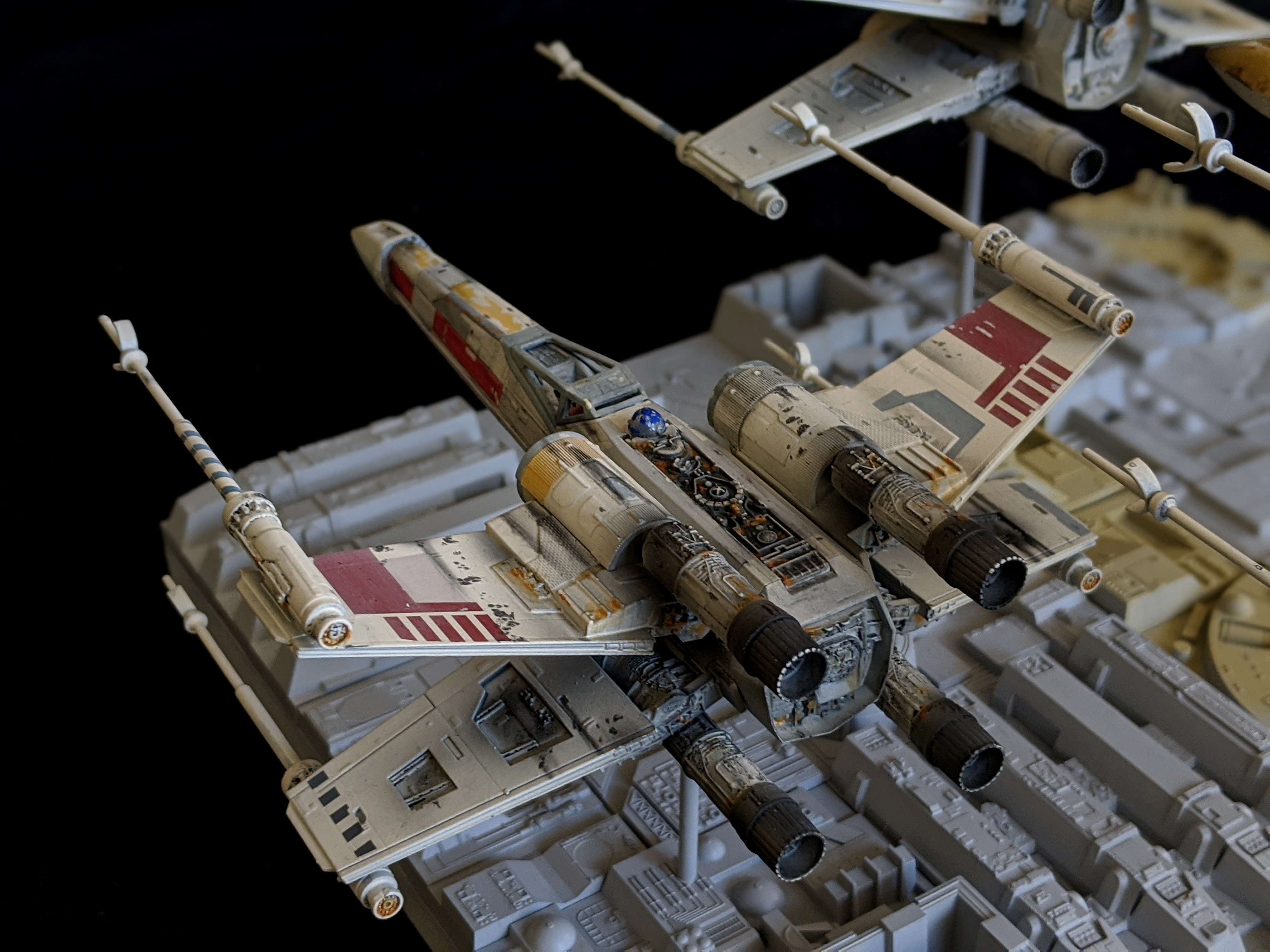 MMM_ANDREADAKIS_BANDAI_1-72_ANH_X-WING_SQUADRON_006.jpg