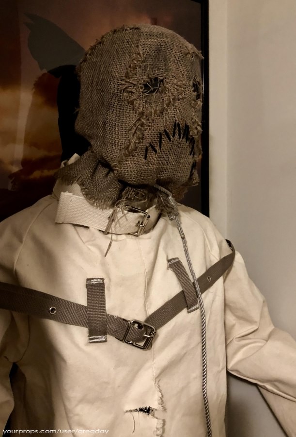 Batman Begins scarecrow mask most accurate? | RPF Costume and Prop Maker  Community