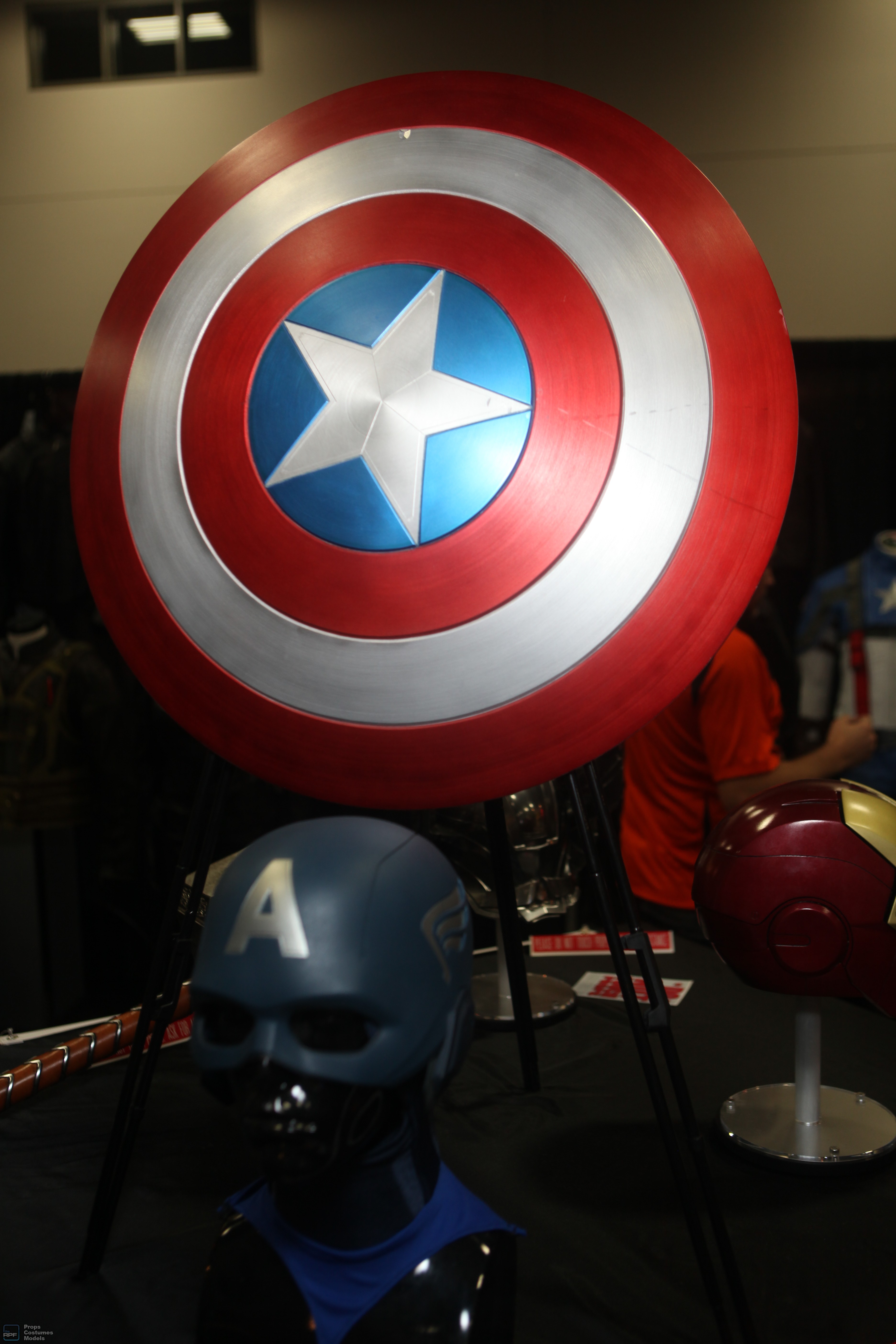 eFX Collectibles - Marvel Captain America shield