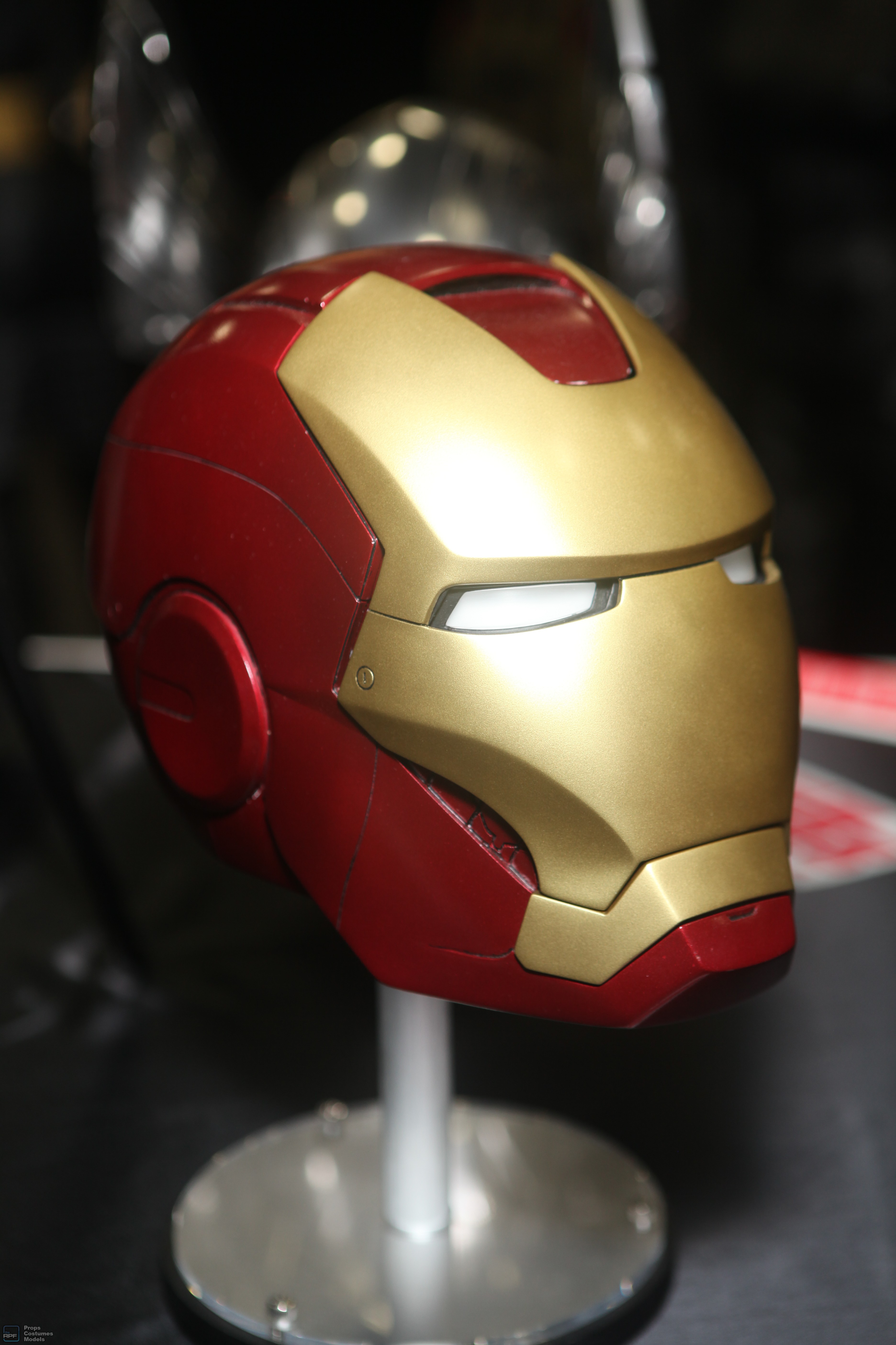 eFX Collectibles - Marvel Iron Man helmet