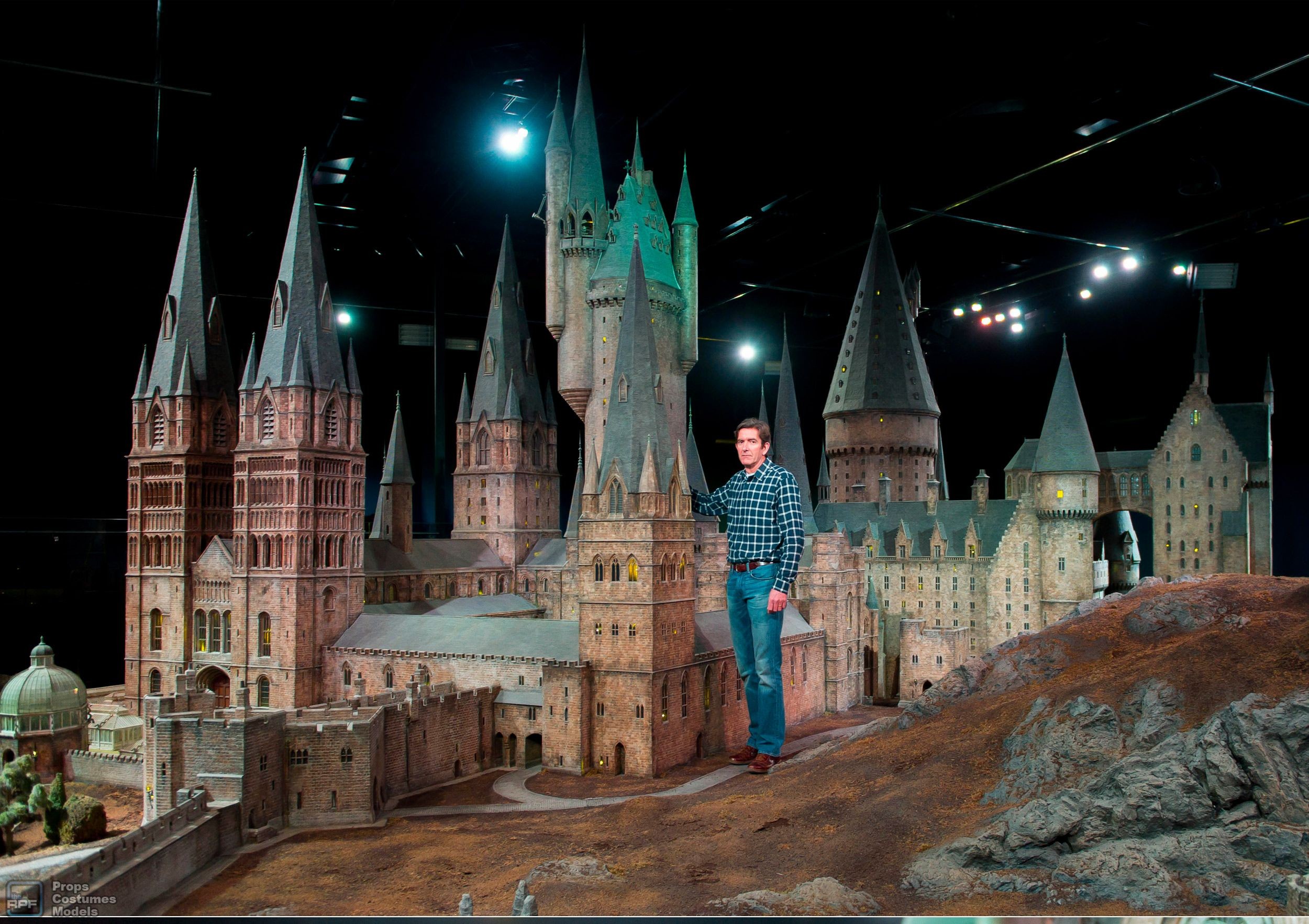 Hogwarts Castle Model accurate reference photos
