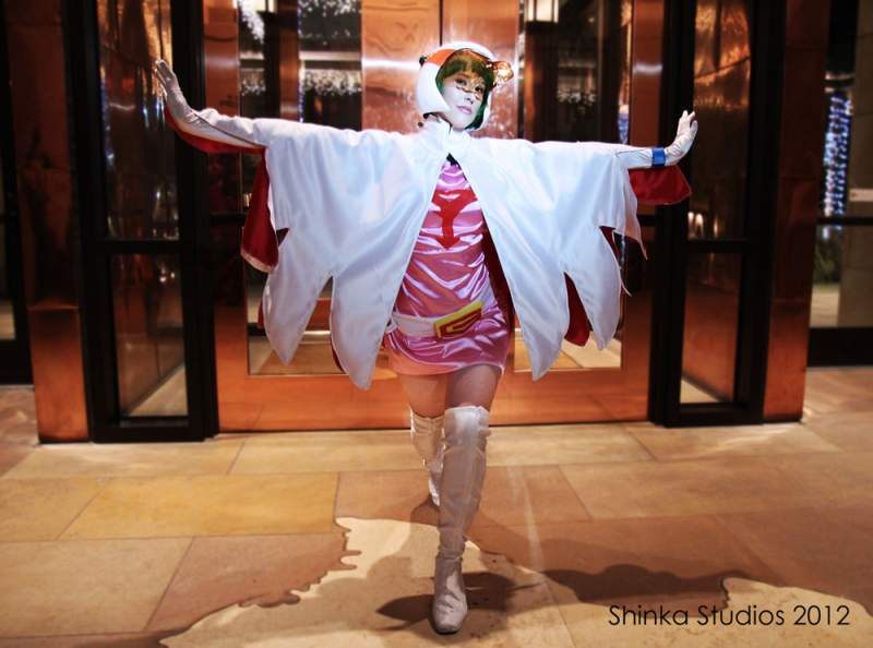 Ikkicon 2011
Princess from Gatchaman. Helmet done in pepakura, vacumformed visor. Satin outfit.