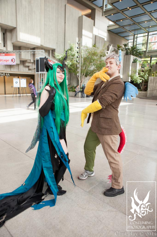 My Little Pony - Queen Chrysalis
Sakuracon 2014
with Discord
Photo by - Clint Hay / Marmbo