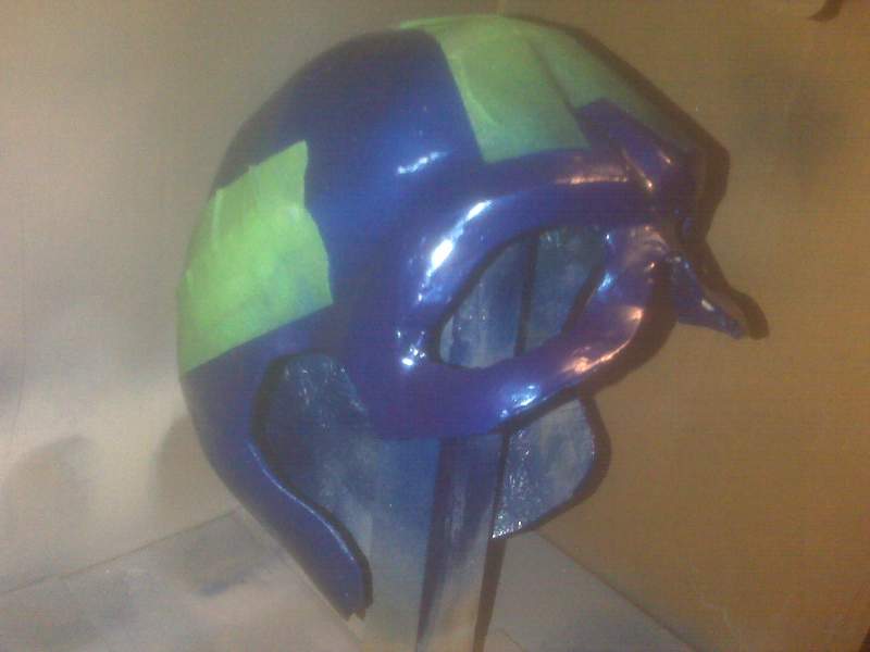 paint 02 (this pic gives a better idea of what the color of the helmet is)