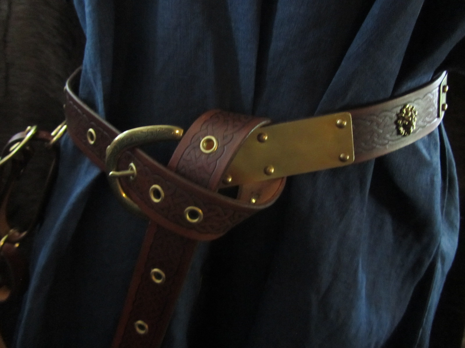 Replica Jaime Lannister Belt.
Not 100% Screen Accurate. I couldnt Find or make the buckle used in the show, nor could I recreate the engraving on the