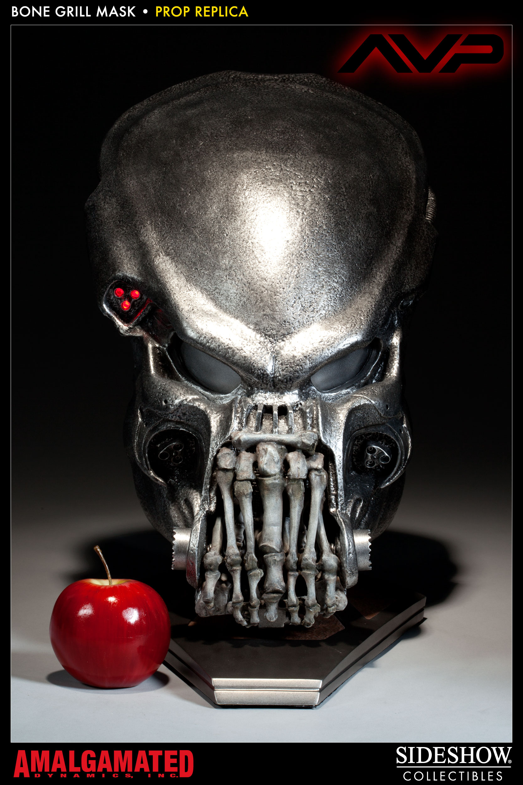 Sideshow Bone Grill Predator Mask 03
