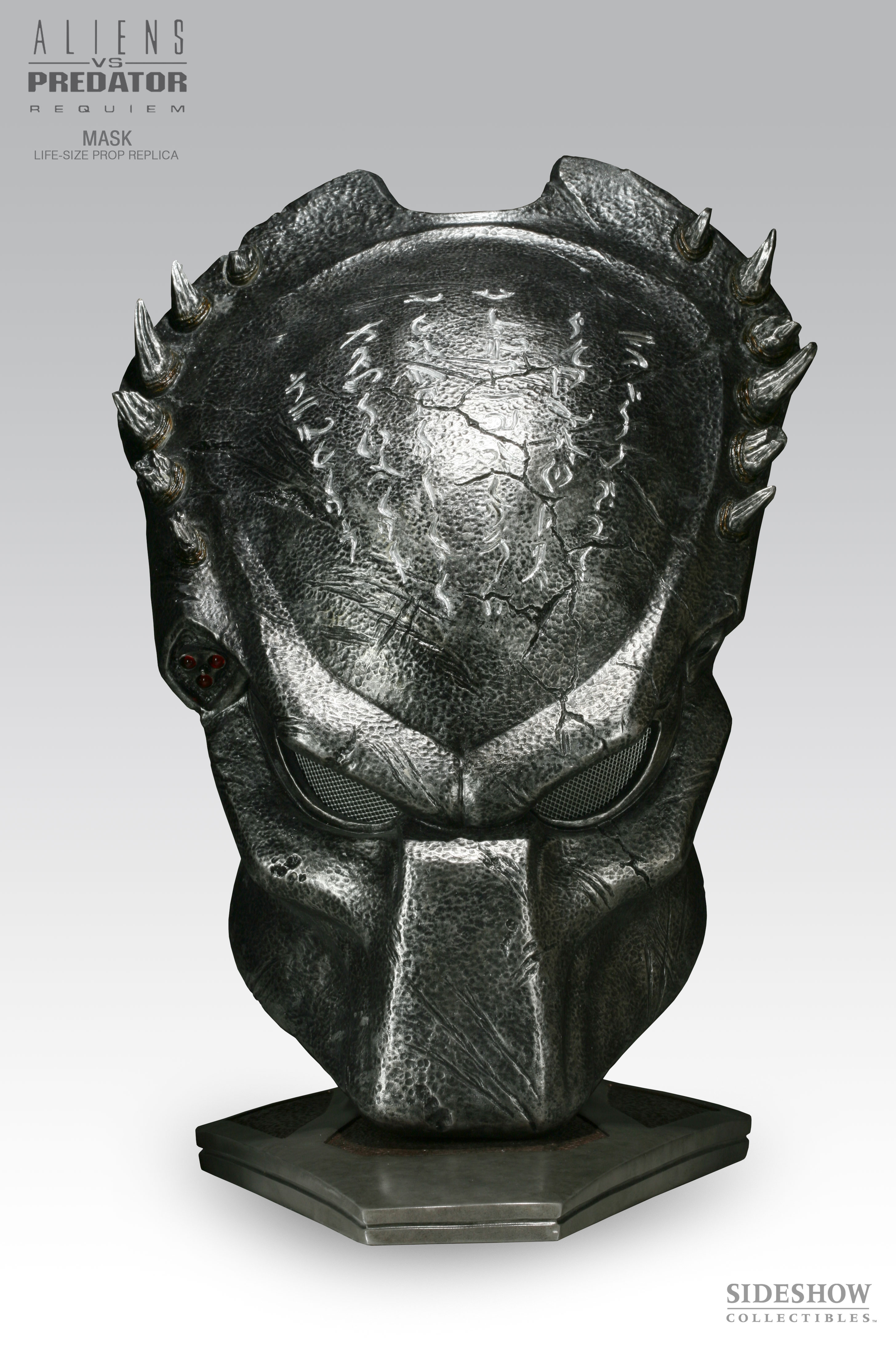 Sideshow Wolf Predator Mask 01